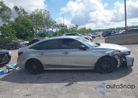 2025 Honda Civic Sport z USA, uszkodzony, nr VIN 2HGFE2F53SH557270